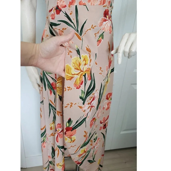 Boho Summer  Floral maxi dress with slit in the front Medium - Picture 7 of 13